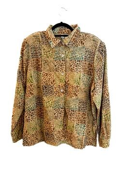 Vintage Appleseed’s Petite 18  Abstract Animal Print Button Up Blouse
